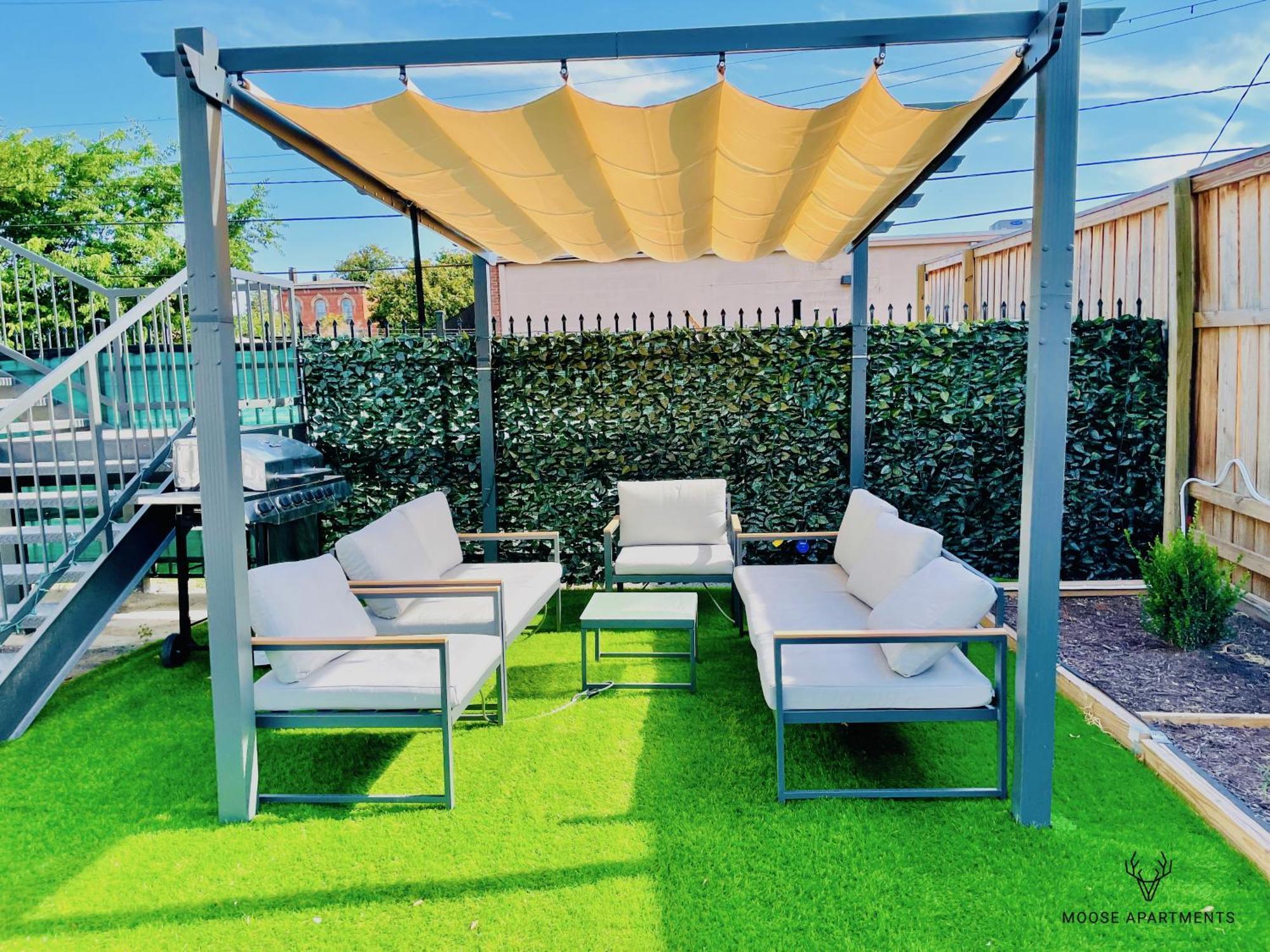 דירות ממפיס The Moose #10 - Stylish Loft With King Bed, Free Parking & Wi-Fi מראה חיצוני תמונה